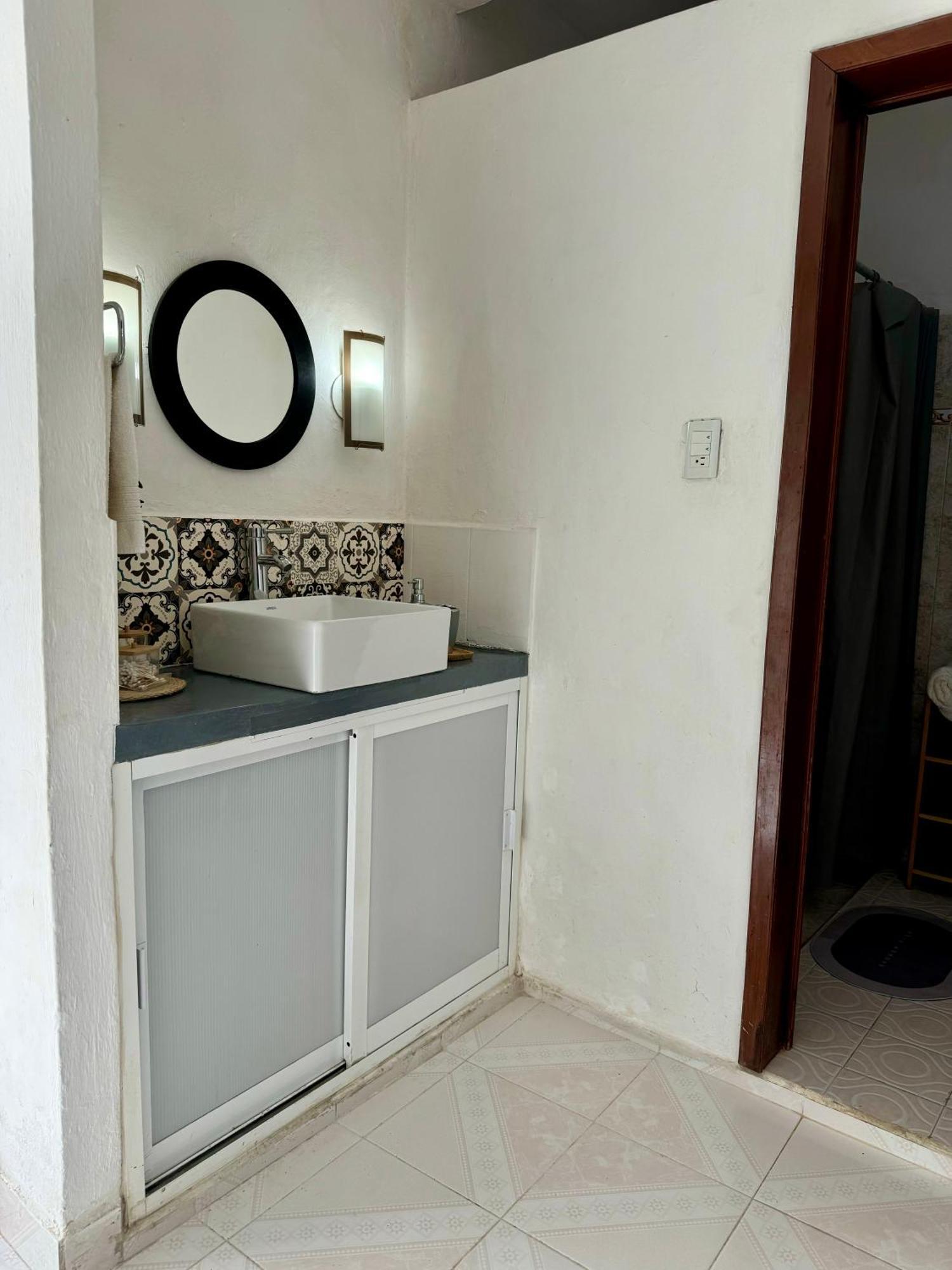 Casita Azul Colonial En El Centro De Merida. ภายนอก รูปภาพ