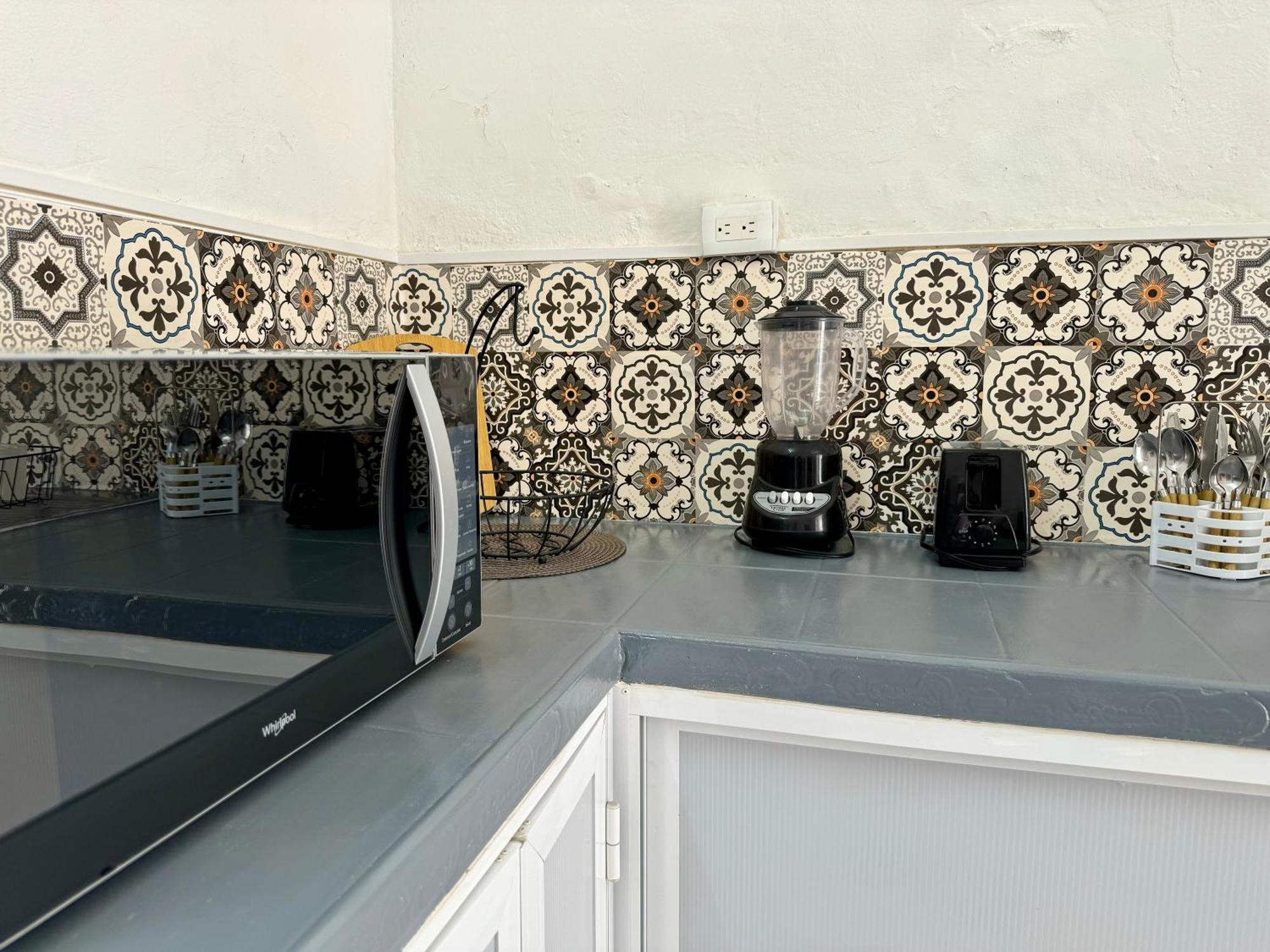 Casita Azul Colonial En El Centro De Merida. ภายนอก รูปภาพ