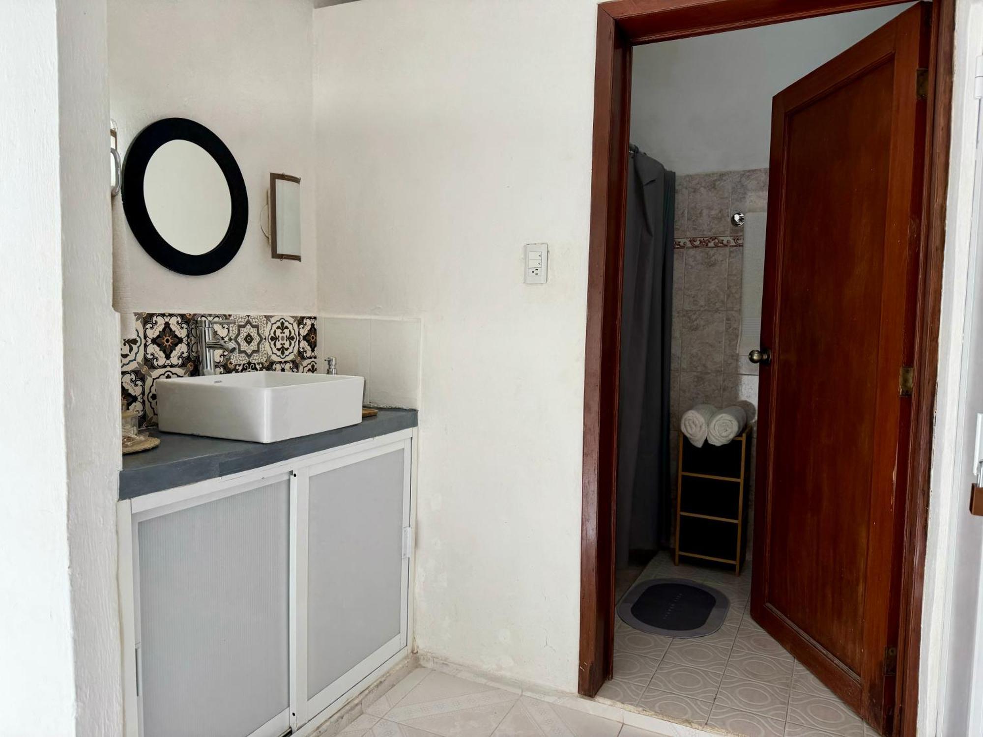 Casita Azul Colonial En El Centro De Merida. ภายนอก รูปภาพ
