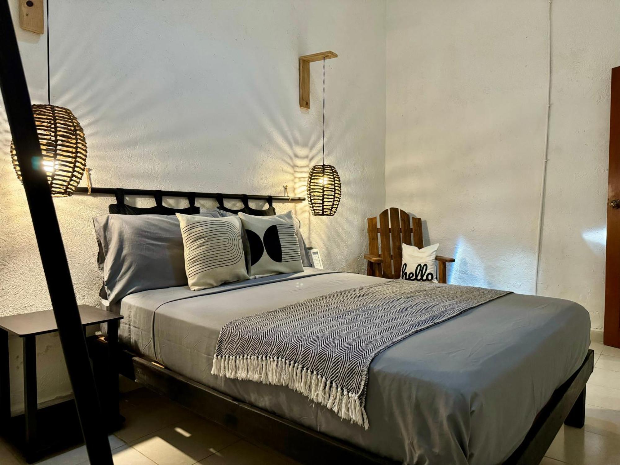 Casita Azul Colonial En El Centro De Merida. ภายนอก รูปภาพ
